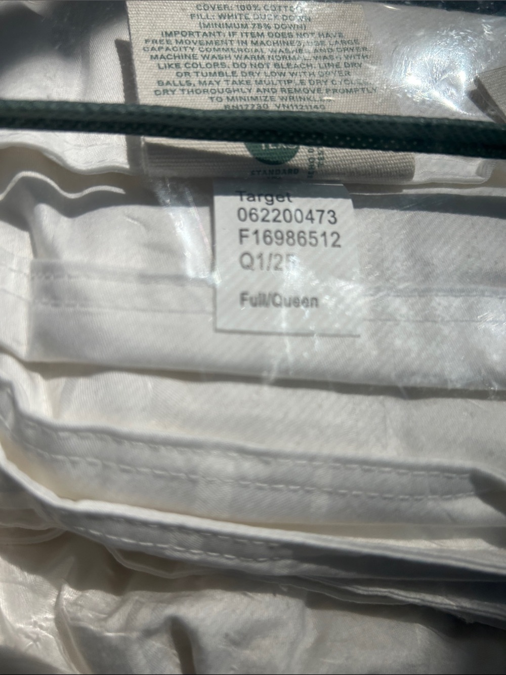 Casaluna F/Q All Season Weight Premium Down Comforter - Picture 6 of 14
